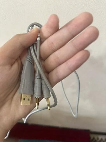 galaxy buds plus: Игровая гарнитура Redragon (проводная), цвет белый/серый. - — 1