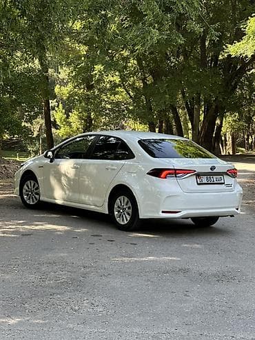 продажа авто тойота королла: Toyota Corolla: 2022 г., 1.8 л, Вариатор, Гибрид, Седан — 5