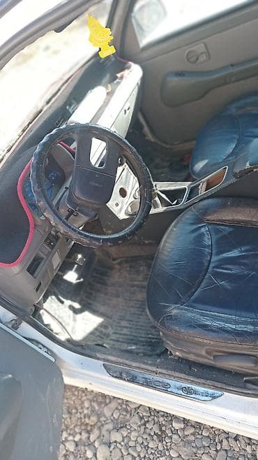 мерс 330: Daewoo Tico: 1996 г., Механика, Хэтчбэк — 1