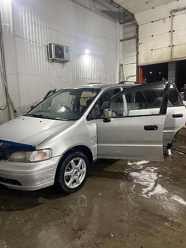 lexus 500: Honda Odyssey: 1995 г., 2.2 л, Автомат, Бензин, Минивэн — 1