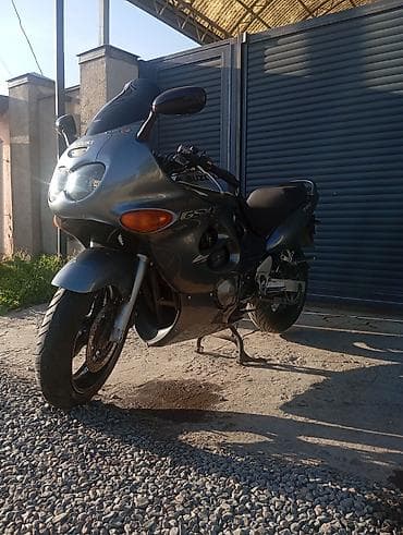 Спортбайк Suzuki, 750 куб. см, Бензин, Взрослый, Б/у — 7