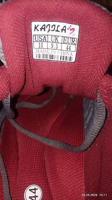 nike react: Продаю кроссовки летние,сетка, фирмы Каджила.Одевал два раза!размер — 2