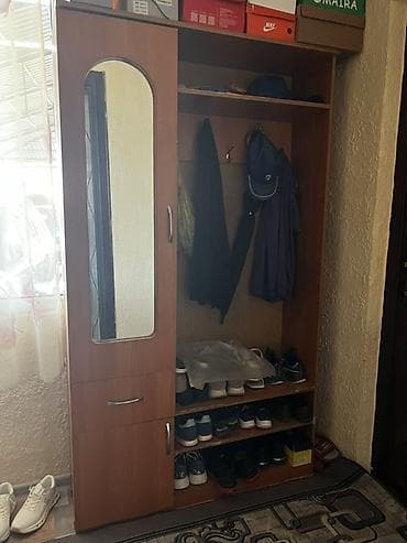 Шкаф-прихожая, С зеркалом, ЛДСП at lalafo.kg Шкаф-прихожая, С зеркалом, ЛДСП