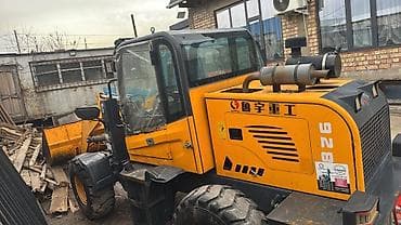 m5 e60: Погрузчик, Колесный, Фронтальный — 1