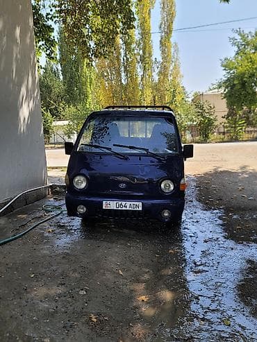 киргизия рынок авто: Hyundai Porter — компактный городской бортовой грузовик. Основные — 2