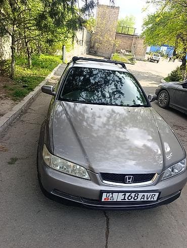 Honda Ascot: 2001 г., 1.8 л, Седан