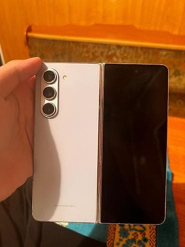canon ef: Samsung Galaxy Z Fold 5, Б/у, 256 ГБ, цвет - Голубой, 1 SIM, eSIM — 3