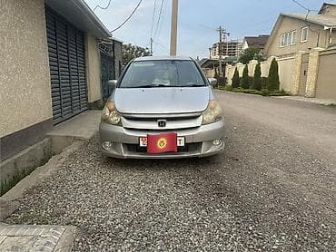 Honda Stream: 2004 г., 1.7 л, Автомат, Бензин, Универсал — 1