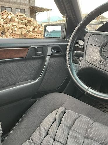 Продажа авто: Mercedes-Benz E-Class: 1995 г., 3.2 л, Автомат, Бензин, Седан — 9