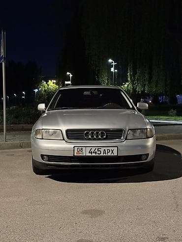 Audi A4: 1995 г., 2 л, Механика, Бензин, Седан