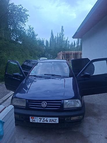 продажа сидений для авто: Volkswagen Vento: 1995 г., 1.8 л, Механика, Бензин, Седан — 1