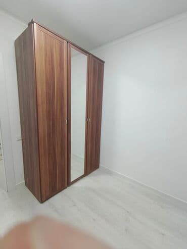 Шифоньер, Б/у, Прямой, цвет - Коричневый, МДФ