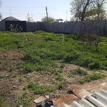 дом фасат: 7 комнат Продаётся кирпичный двухэтажный дом с приусадебным участком — 1