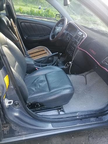 багажник авенсис: Toyota Avensis: 2002 г., 2 л, Механика, Бензин, Универсал — 3