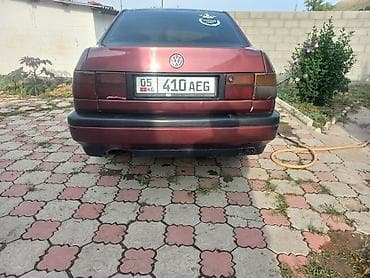 Унаа: Volkswagen Vento: 1994 г., 1.8 л, Кол менен иштөөчү, Бензин, Седан — 4