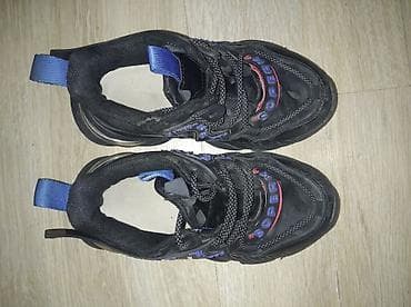 Школьная форма: Кроссовки в отличном состоянии, как новые, носили недолго, 28 размер — 2