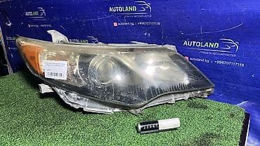 00: Передняя правая фара Toyota 2011 г., Б/у, Оригинал, США — 1