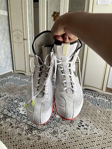 спартифка адидас: Мужские кроссовки, 43, 44, Nike, Новый, цвет - Белый, Самовывоз, Платная доставка — 3