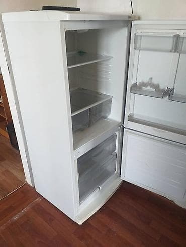 муздаткыч колдонулган: Холодильник с нижней морозильной камерой, белый, классический дизайн — 1