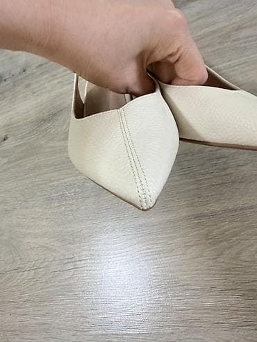 каблуки белые: Туфли-лодочки с открытой пяткой (slingback), женские. - Цвет — 5