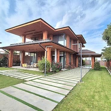600 м², 8 комнат, Киргизия 1, Без животных