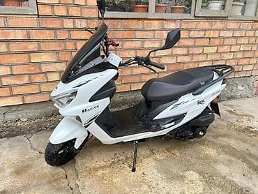 самурай сукутер: Скутер KJR (Racing) белый с черными вставками - Кузов: городской — 1