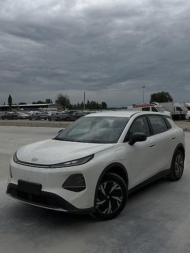Электромобиль кроссовер (белый цвет) В наличии Бишкеке Чанган Q05