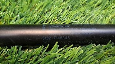 x5 e53: Амортизатор капота Е70 7 148 346 Год 2009 В отличном состоянии, очень — 3