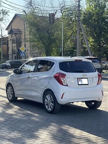 Продажа авто: Chevrolet Spark: 2019 г., 1 л, Автомат, Бензин, Хэтчбэк — 3