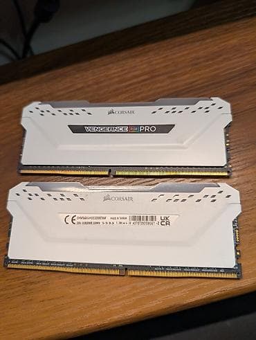 hyperx cloud core: Оперативная память (RAM) для ПК, Б/у, Corsair, 16 ГБ, DDR4 — 1
