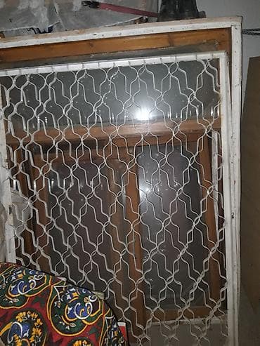 used bed: Оконные рамы размер 170*130 см, материал сосна. Со стеклами. б/у. 6 — 4