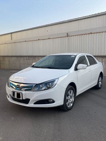 срочно продаю нужны деньги очень срочно: BYD : 2017 г., Автомат, Электромобиль, Седан — 2