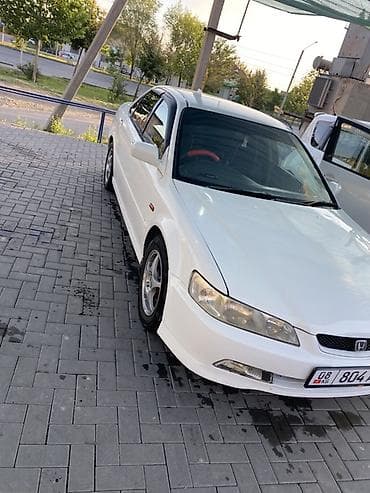 step vagon: Honda Accord: 2000 г., 1.8 л, Автомат, Бензин, Седан — 4