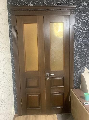 Дом и сад: Продам межкомнатные двери из массива вместе с доборами по 10 000сом — 2