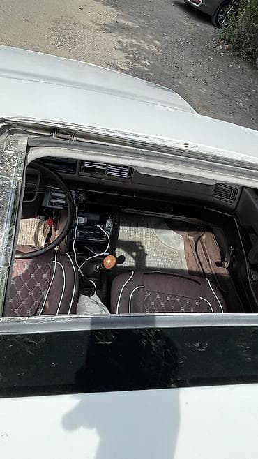 Продажа авто: Mitsubishi Galant: 1988 г., 2 л, Механика, Бензин, Седан — 6