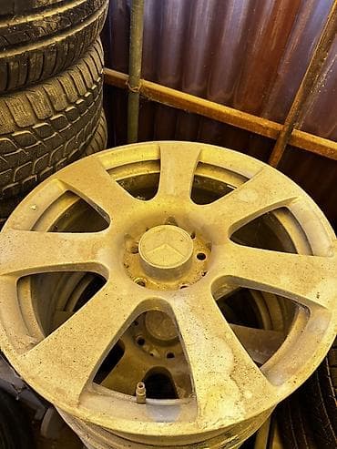 м 57: Литые Диски R 17 Mercedes-Benz, Комплект, отверстий - 5, Б/у — 1