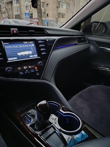 Продажа авто: Toyota Camry: 2018 г., 2.5 л, Автомат, Бензин, Седан — 8