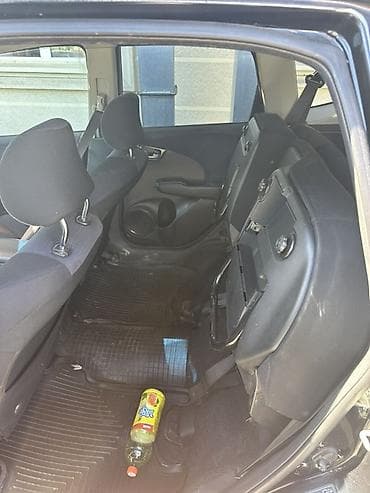 фит багаж: Honda Fit: 2008 г., 1.3 л, Автомат, Бензин, Хэтчбэк — 9