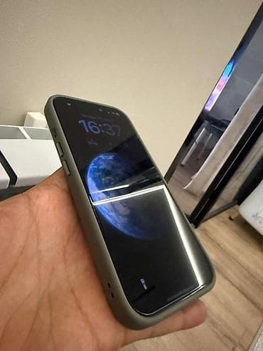 iphone 16 бу: IPhone 16 Pro, Б/у, 256 ГБ, Чехол, Защитное стекло, Кабель, 100 % — 2