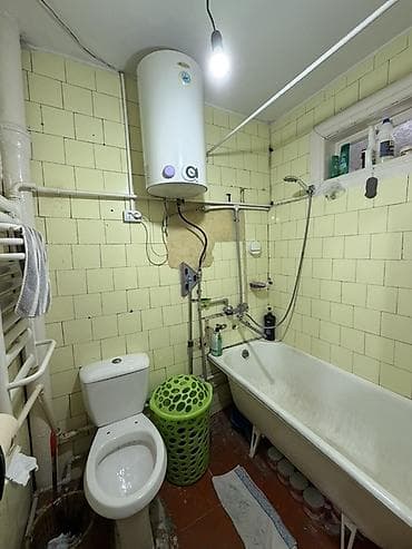 Квартиры: 3 комнаты, 77 м², Хрущевка, 2 этаж, Косметический ремонт — 9