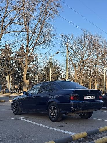 Продажа авто: BMW 3 series: 1991 г., 2 л — 6