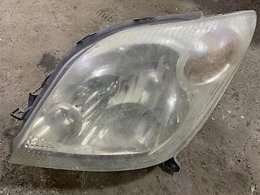 тук сокулук: Toyota Ist: 2004 г. — 1