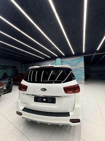 полик карнивал: Kia Carnival: 2019 г., 2.2 л, Автомат, Дизель, Минивэн — 6