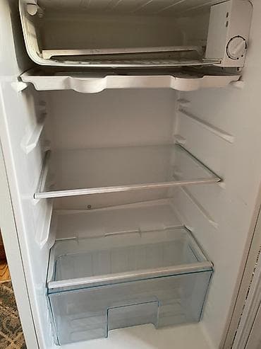 dvd player bbk: Компактный однокамерный холодильник с морозильной полкой. - Тип — 3