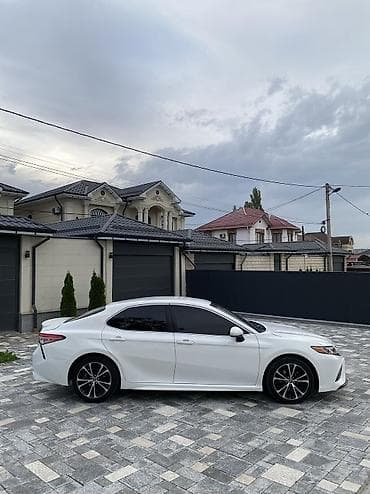 Продажа авто: Toyota Camry: 2018 г., 2.5 л, Автомат, Бензин, Седан — 4