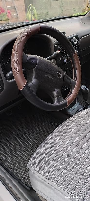 40 кузов: Volkswagen Caddy: 2002 г., 1.9 л, Механика, Дизель, Фургон — 6