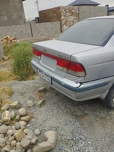 Nissan Sunny: 2000 г., 1.5 л, Автомат, Седан — 4