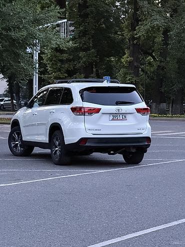 50 000: Toyota Highlander: 2019 г., 3.5 л, Автомат, Бензин, Кроссовер — 4