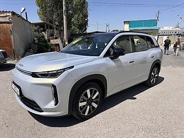 автопилот: Марка GAC Aion Модель I60 Спецификация Plug in Hybrid Комплектация — 4