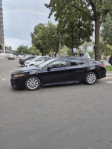 byd e2 2022: Toyota Camry: 2018 г., Бензин, Седан — 2